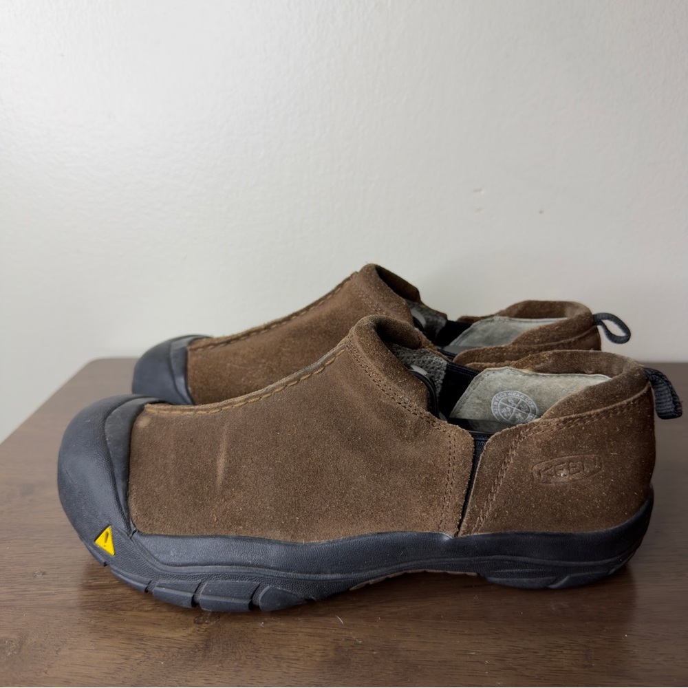 Keen Brown Suede Slip On Shoes Sz 6 Kids